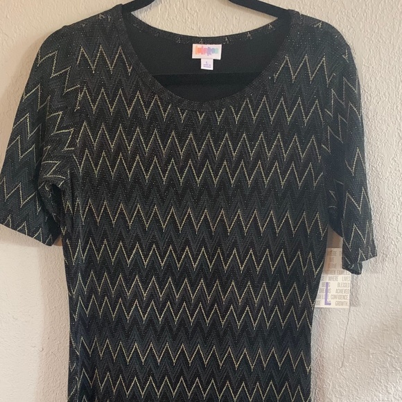 🖤LuLaRoe NWT women’s black dress chevron design w/short sleeves 💫 - Picture 8 of 8